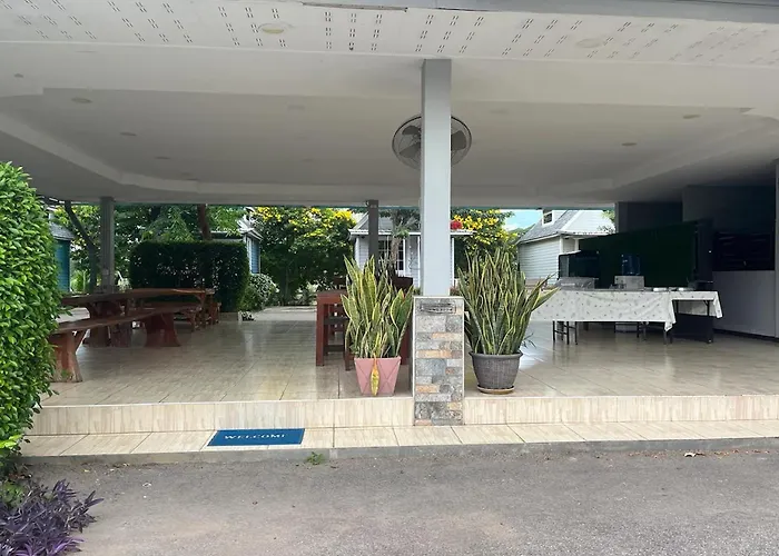 วีพี คูบัว ท้าวอู่ทอง ราชบุรี - Vp Ratchaburi Resort Don Tako